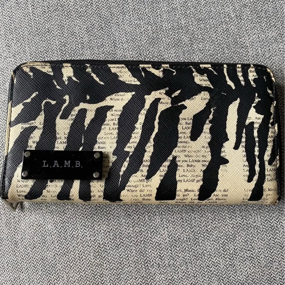 L.A.M.B. Wallet